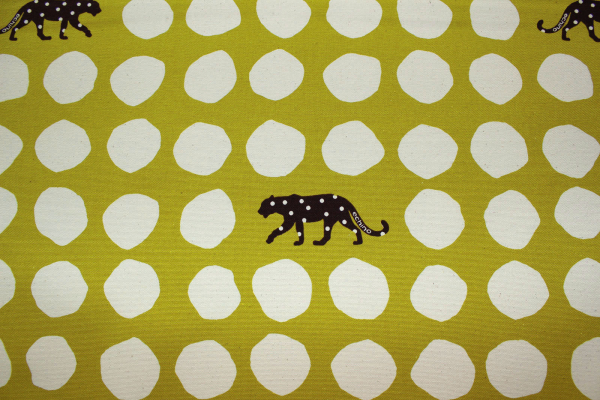 Kokka Echino Cotton Sailcloth Heavyweight Canvas Panther grüngelb/natur (10 cm)